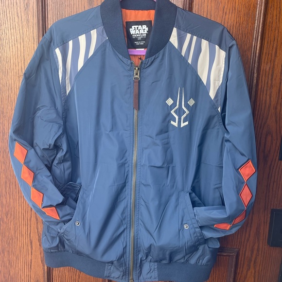 Heroes & Villains Jackets & Coats Nwt Medium Ahsoka Tano Bomber